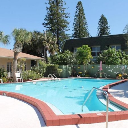 Gulf Gardens Cottage #3 St. Pete Beach Exteriör bild