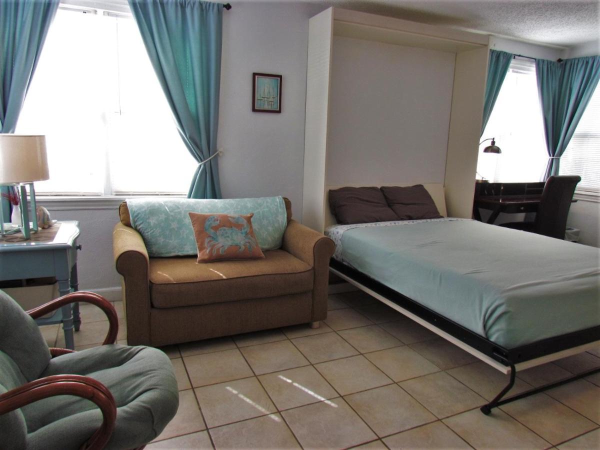 Gulf Gardens Cottage #3 St. Pete Beach Exteriör bild